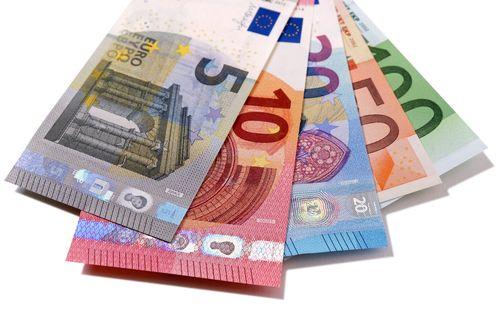 Euro notes shutterstock 754201042