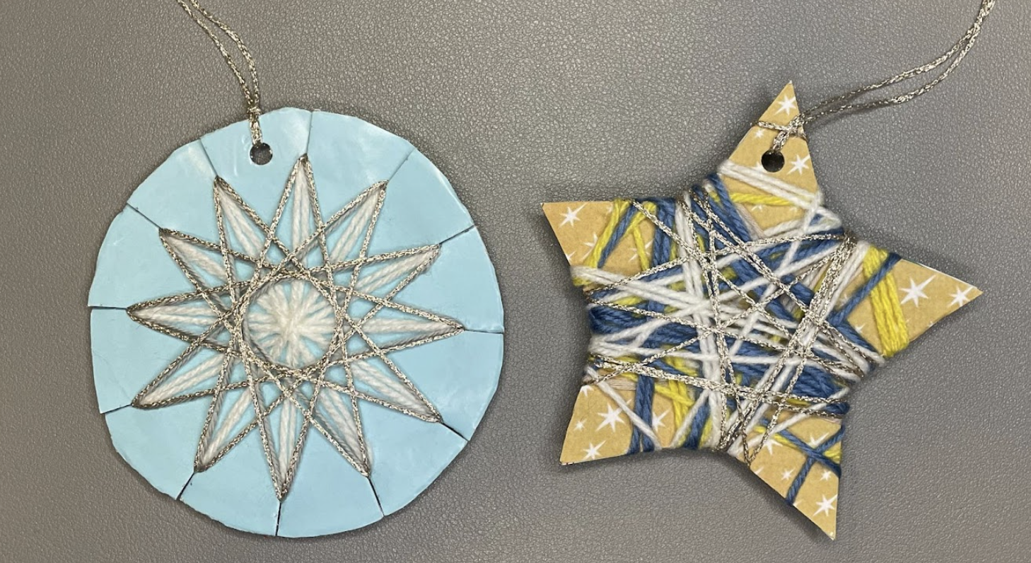 Yarn wrapped christmas decorations