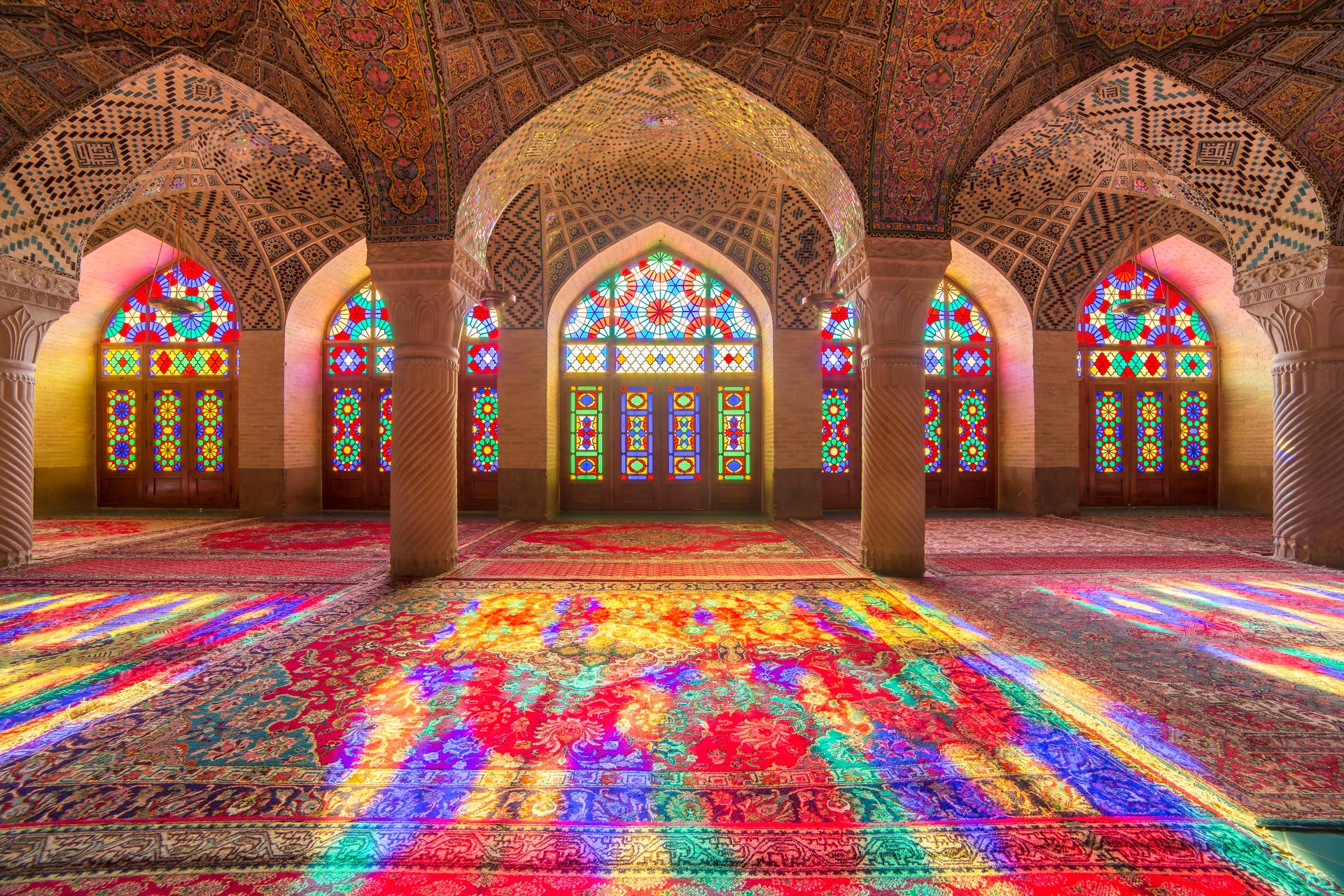 Lesson 2: Why do some Muslims go to the mosque?