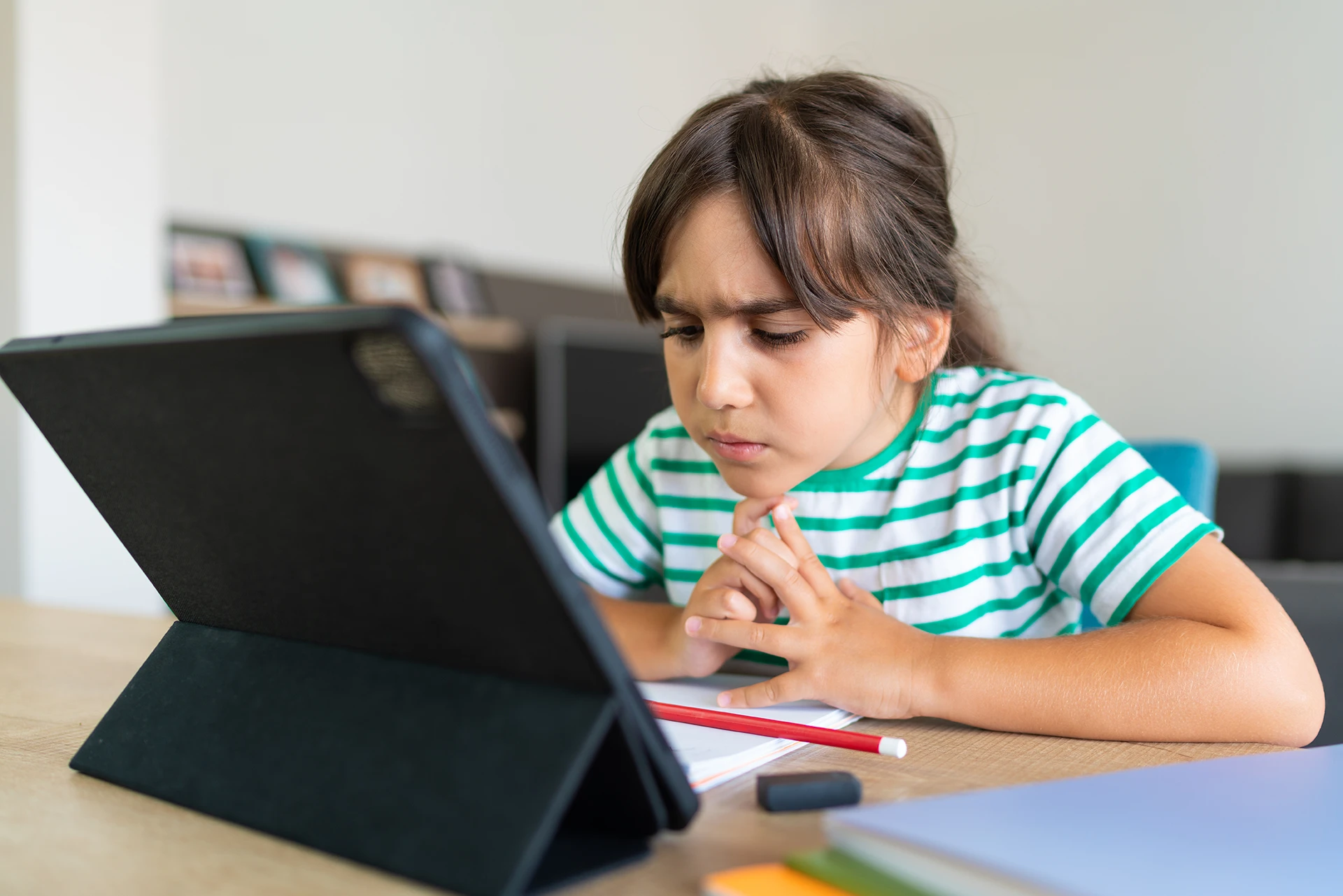 The online world: How can we decide what to trust online?