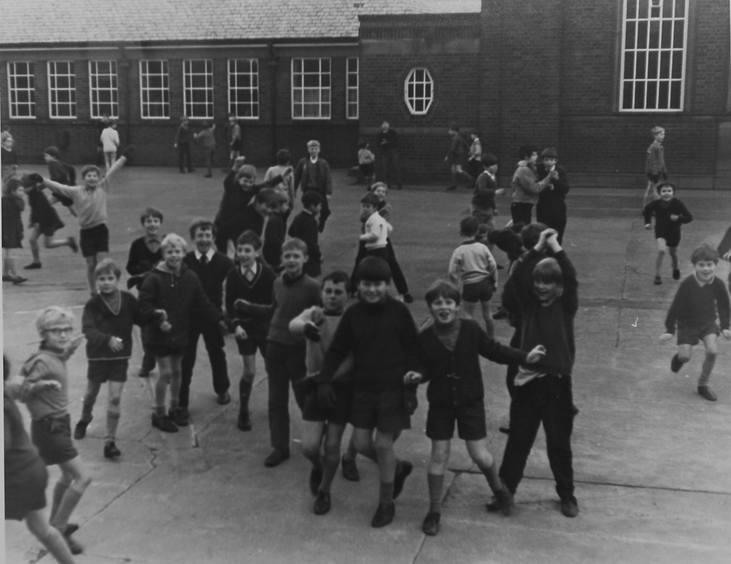 Lesson 2: How have schools changed within living memory?
