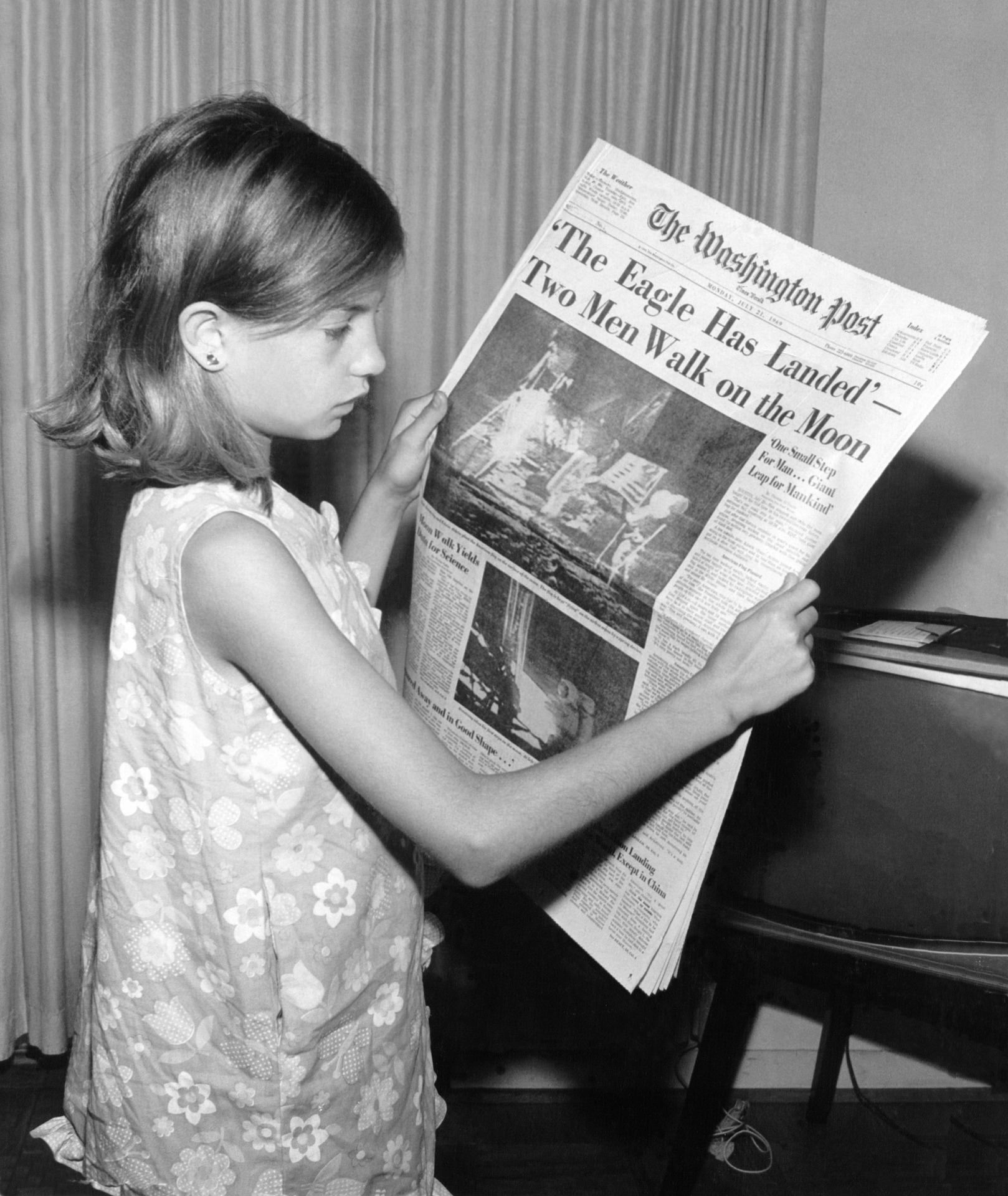 Moon landing newspaper report