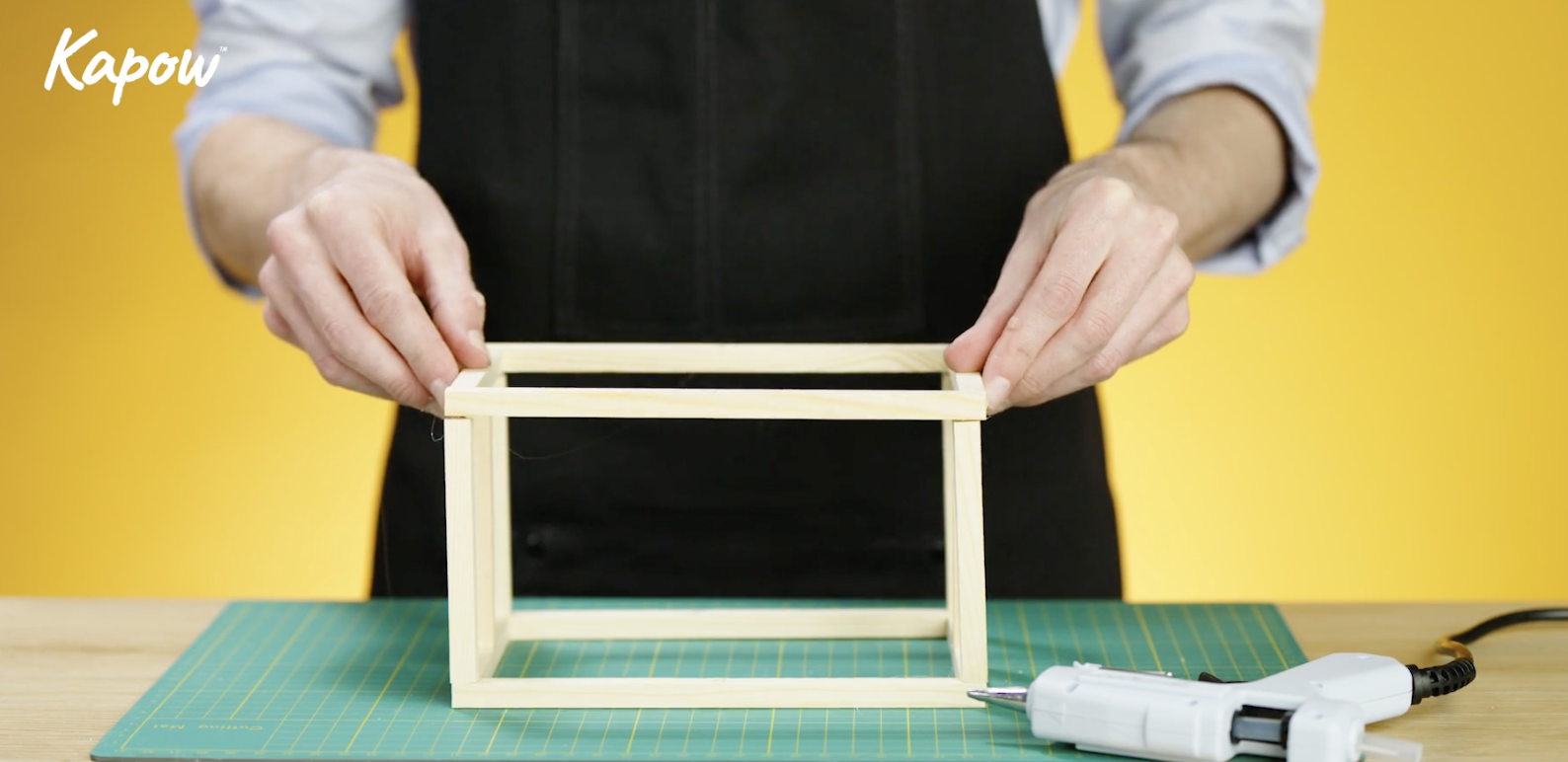 Pupil video: Assembling the frame