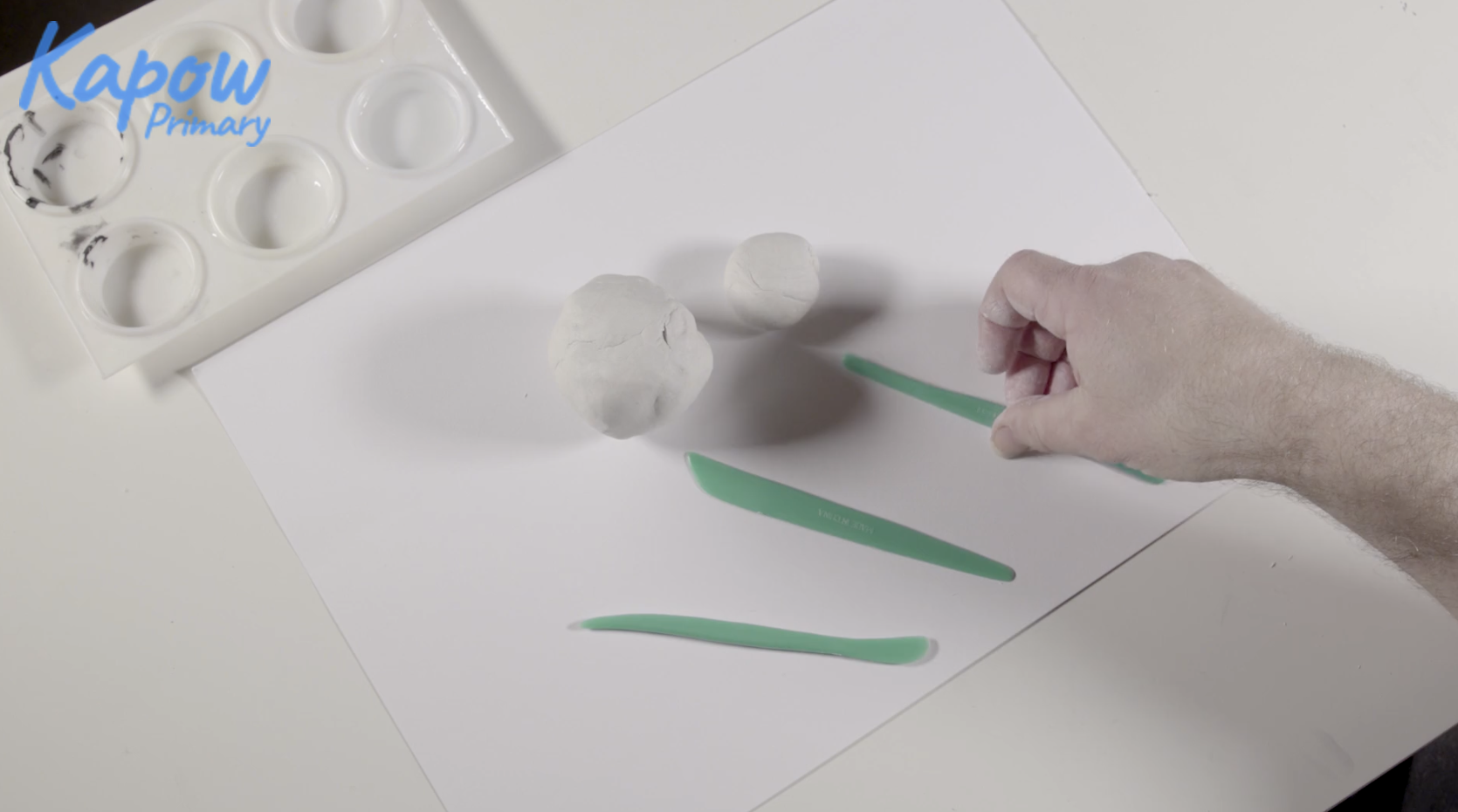 Teacher video: Clay sculpture