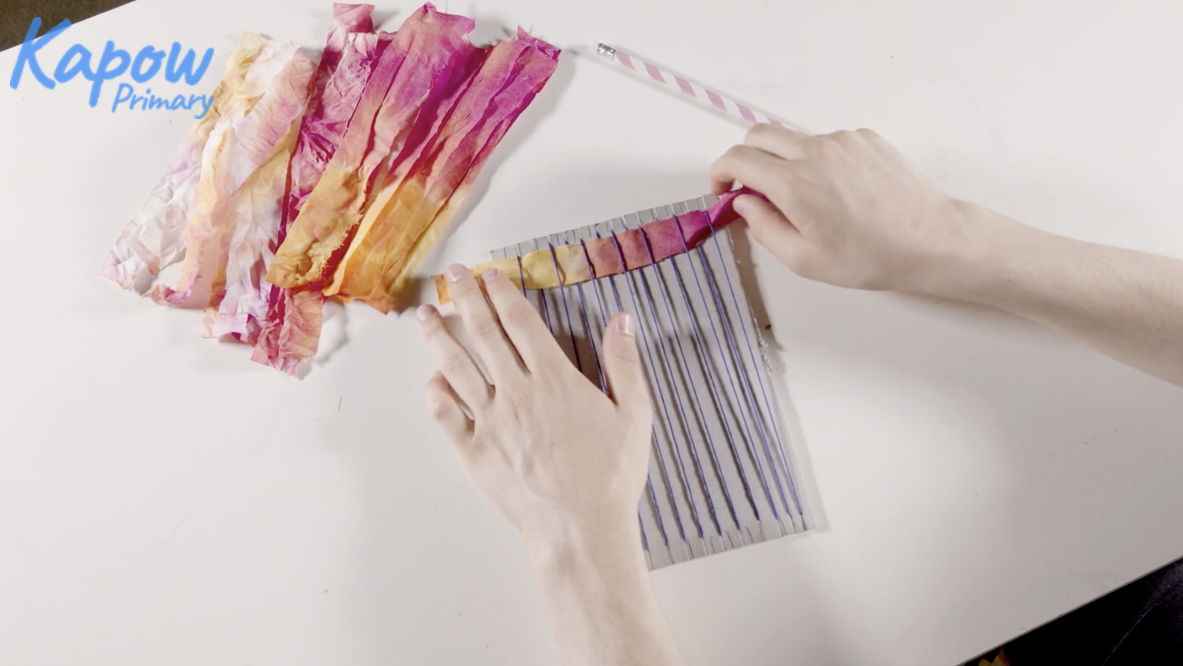Teacher video: Weaving materials